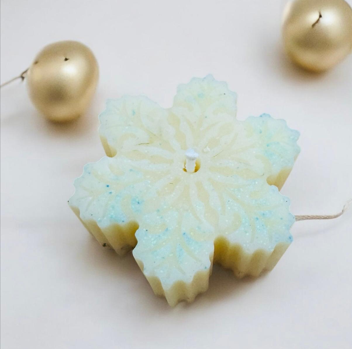 Γούρι 2026 - Χιονονιφάδα - Κερί Σόγιας - The Gift Box thegiftbox.gr