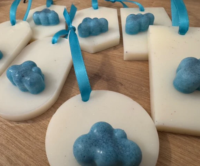 Μπομπονιέρα Αρωματική Ταμπλέτα Ντουλάπας Συννεφάκια Μπλε