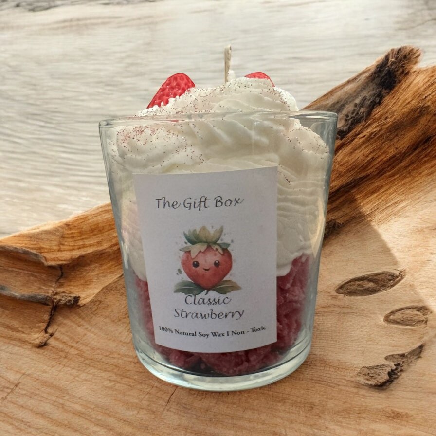 Κερί με άρωμα φράουλας – Strawberry Candle | The Gift Box


