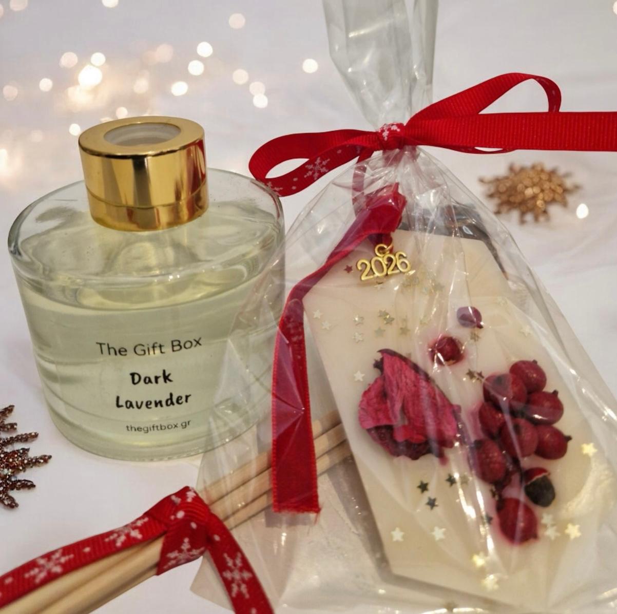 Holiday Glow Gift Set - Σετ Δώρου με Γούρι Ταμπλέτα Ντουλάπας και Αρωματικό Χώρου - The Gift Box thegiftbox.gr