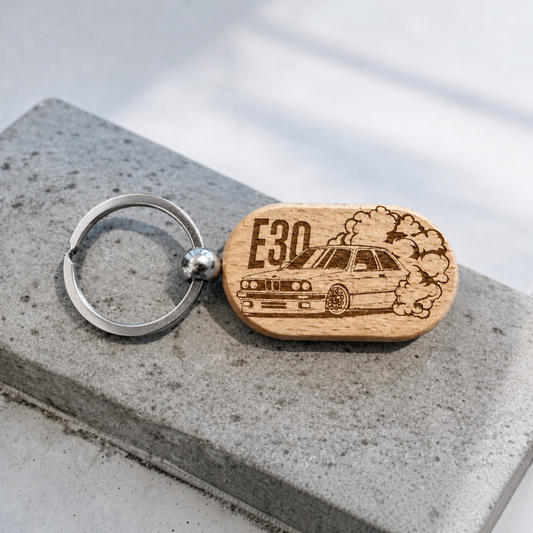 Ξύλινο μπρελόκ BMW E30 - Drift Edition - The Gift Box thegiftbox.gr